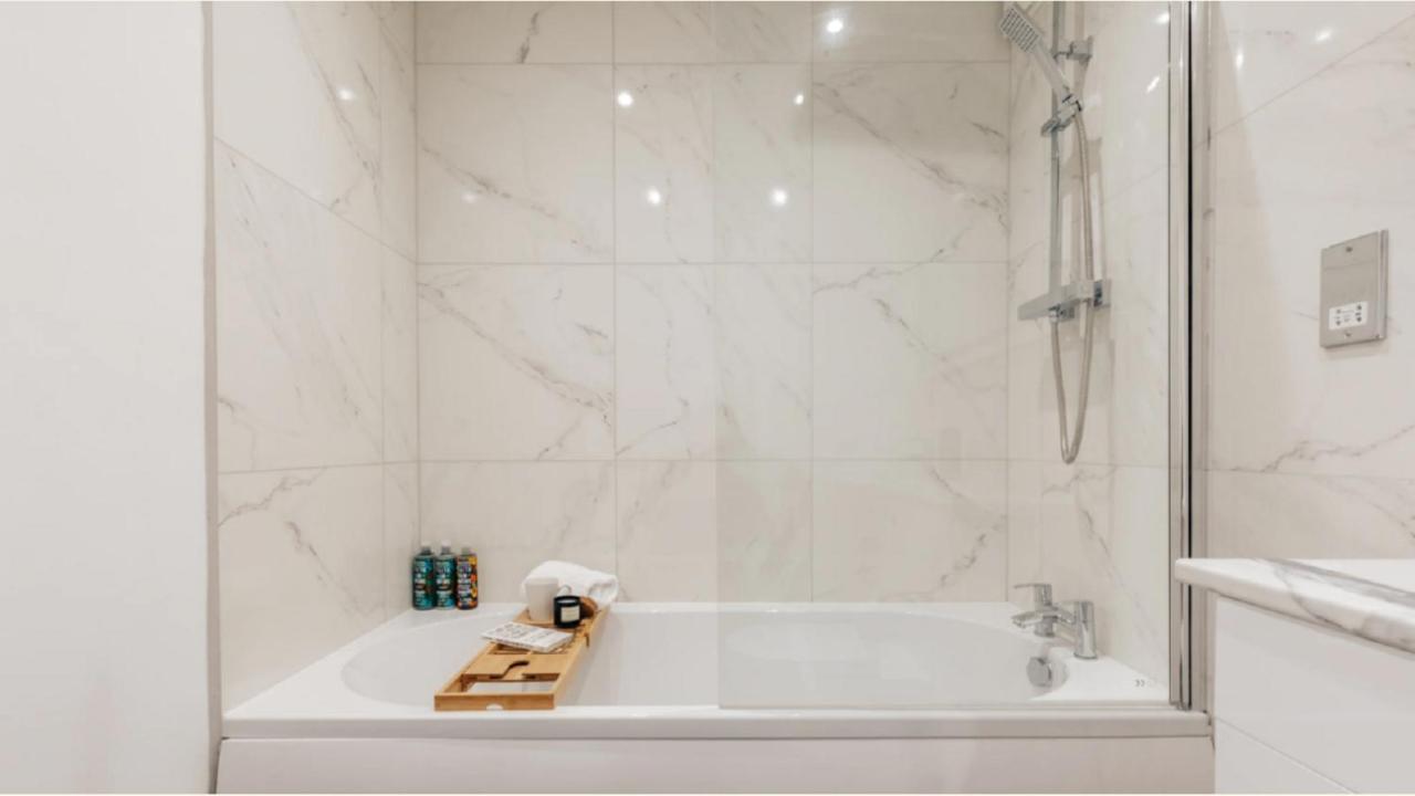 The Portland Apartment - Georgian Building With Parking Bath Exteriér fotografie